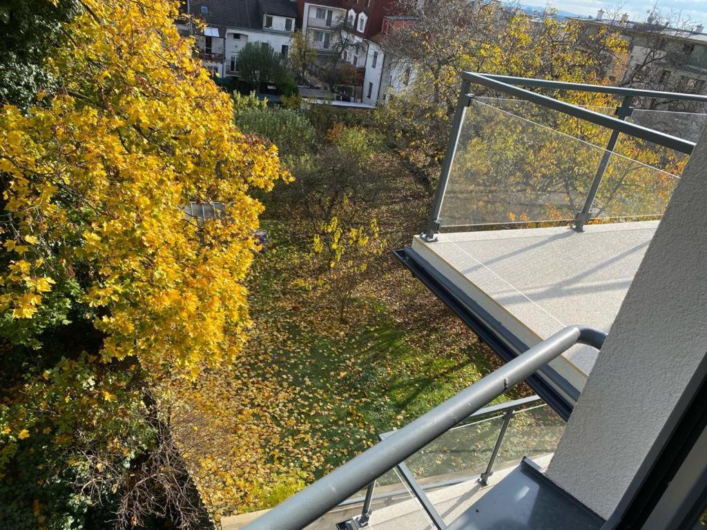 Klapka 08 Lägenhet Prag Exteriör bild