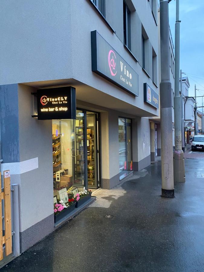 Klapka 08 Lägenhet Prag Exteriör bild